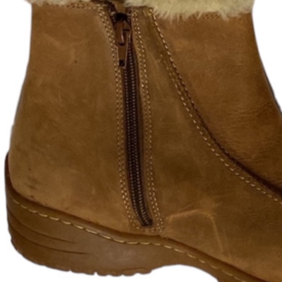 Sofft Tan Nubuck Shearling Trimmed Ankle Boots Size 8.5 - Picture 14 of 16